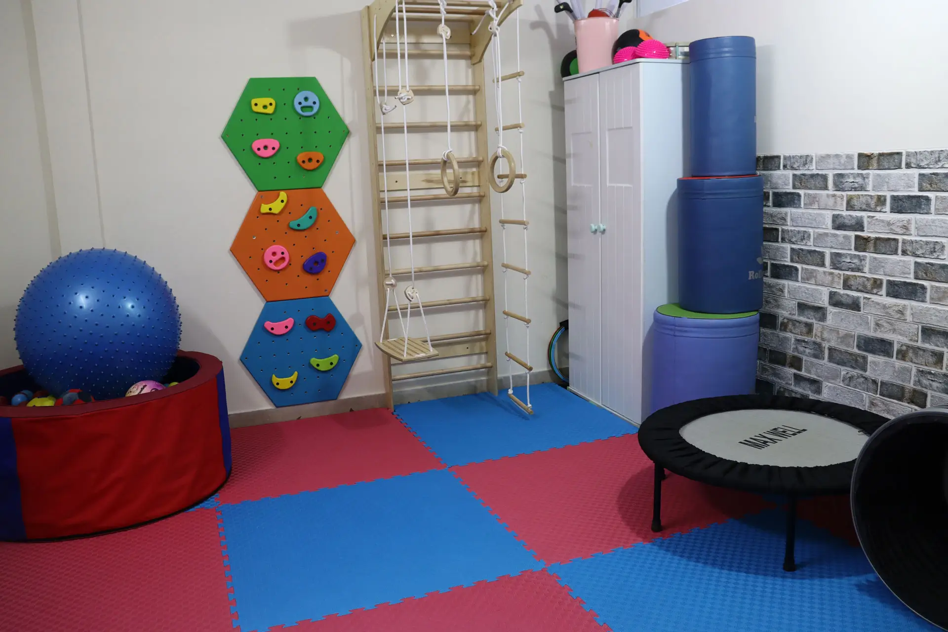 اتاق درکی حرکتی برای کاردرمانی ذهنی کودکان